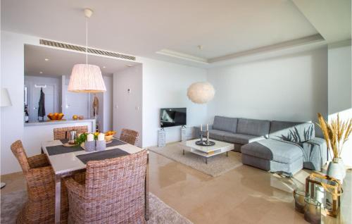 Villajoyosa Apartment | 3 Bedroom Cozy Apartment In Villajoyosa