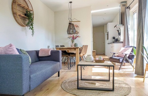 Heinkenszand House | 3 bedroom cozy home in Heinkenszand
