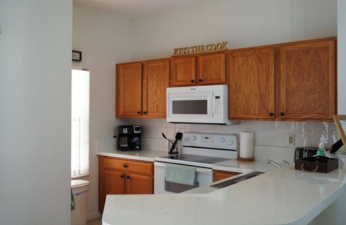 Seasons House | 3-bedroom Enchanting Escape townhome, close to attractions!