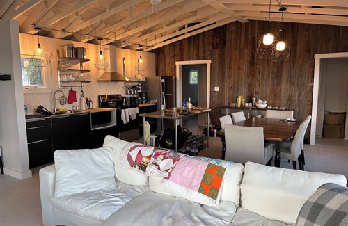 Acadian Coastal Drive Cottage | 3 Bedroom Fully Furnished Cottage on Miramichi Bay
