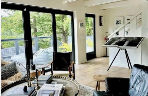 Tamalpais-Homestead Valley House | 3-bedroom home in charming Mill Valley with WiFi, fitness equipment, decks/patio