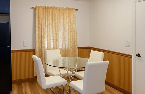 Ozark House | 3-bedroom home in charming Ozark with fitness room. Start relaxing