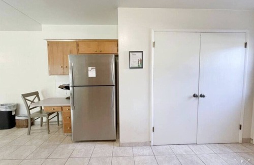 Visalia House | 3 bedroom Home located on the main street of Visalia