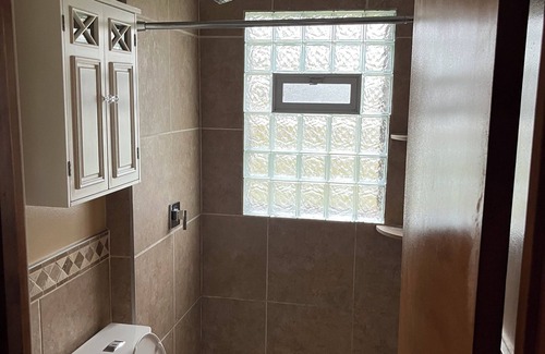 Niles House | 3 bedroom home