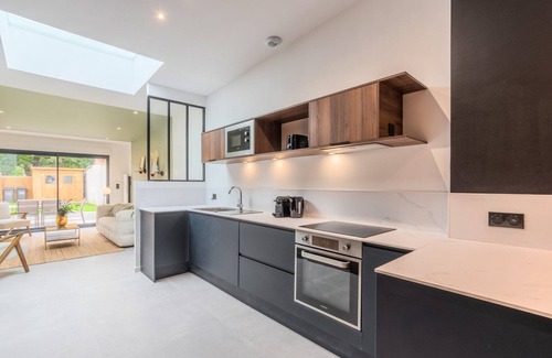 Marcq-en-Baroeul House | 3 bedroom house with garden, free parking