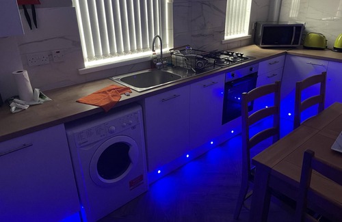 Bradford House | 3 Bedroom House in Bradford