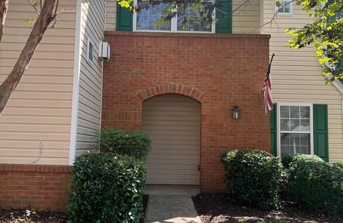 Woodstock House | 3-bedroom house in charming Woodstock GA