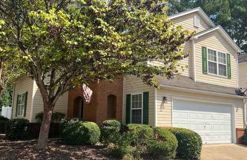 Woodstock House | 3-bedroom house in charming Woodstock GA