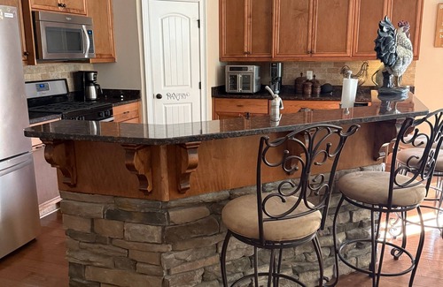 Riverwood Plantation House | 3-bedroom house in fabulous Evans with AC, WiFi