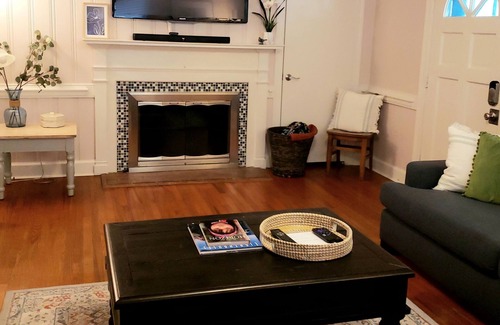 Rocky Mount House | 3-bedroom house in enchanting Rocky Mount with AC, WiFi