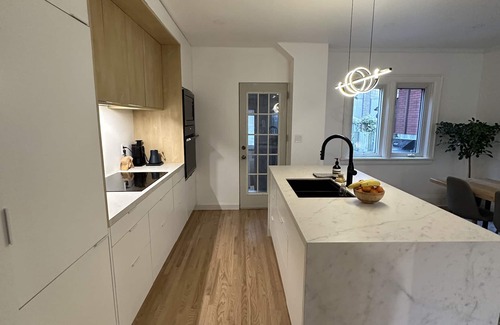 Bloorcourt Village House | 3 Bedroom house with garden in the city