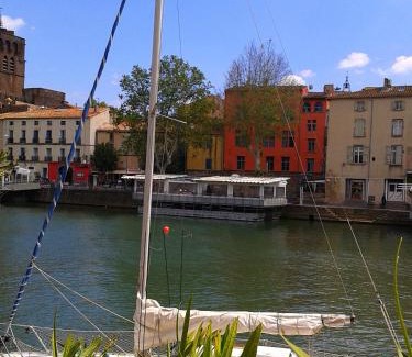 Agde Apartment | 3 bedroom modern apartment in historic building overlooking river herault