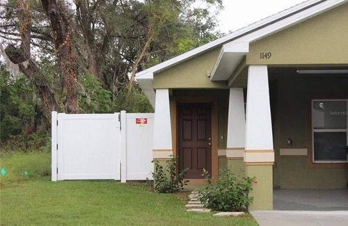 Lakeland Apartment | 3 Bedroom Multi family 430727 by Houzlet