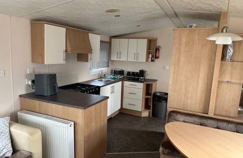 Rhyl Ski Chalet | 3 bedroom, pet free, static caravan in Prestatyn