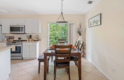 Pebble Beach House | 3-bedroom Pool house in charming Rotonda West with AC/Wifi/BBQ/King Beds