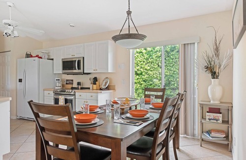 Pebble Beach House | 3-bedroom Pool house in charming Rotonda West with AC/Wifi/BBQ/King Beds