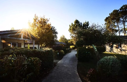 Parentis-en-Born Apartment | 3 Bedroom Premium Apartment 6 People
