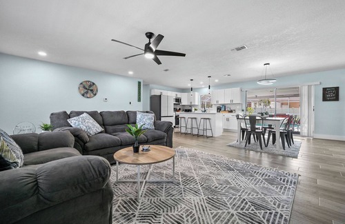 Port Charlotte House | 3-bedroom Remodeled Pool house in fantastic Port Charlotte with WiFi, AC