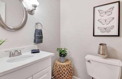 Dunwoody Apartment | 3 Bedroom Single family 129030 by Houzlet