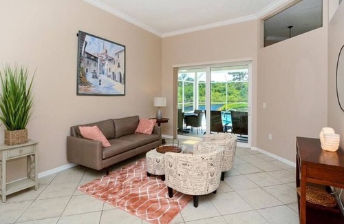 Palmer Ranch Apartment | 3 Bedroom Single family L-95103 by Houzlet