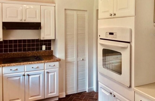 Northwest Orlando Apartment | 3 Bedroom Single family L-422237 by Houzlet