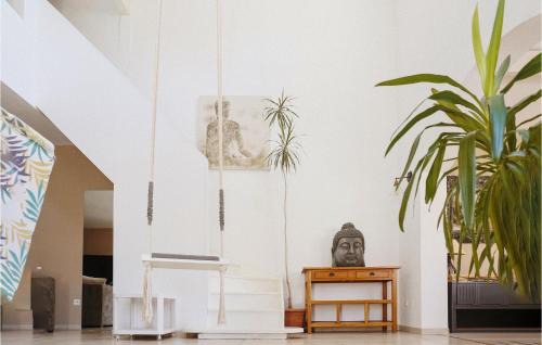Rochefort-du-Gard House | 3 Bedroom Stunning Home In Rochefort