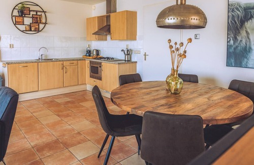 Municipality of Uitgeest House | 3 bedroom stunning home in Uitgeest
