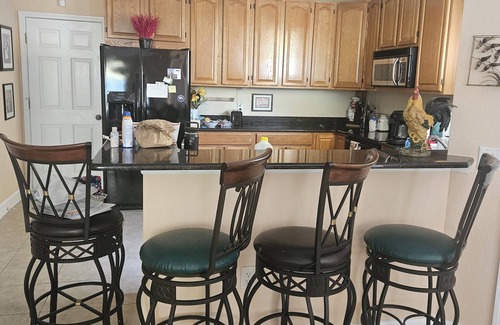 Biggar House | 3-bedroom townhome surrounded in Medical Campus