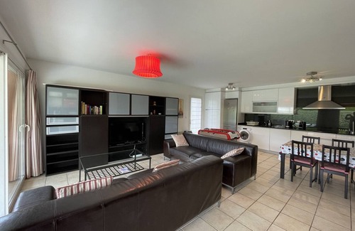 Messanges Villa | 3-bedroom villa near ocean, Wi-Fi, Pets allowed