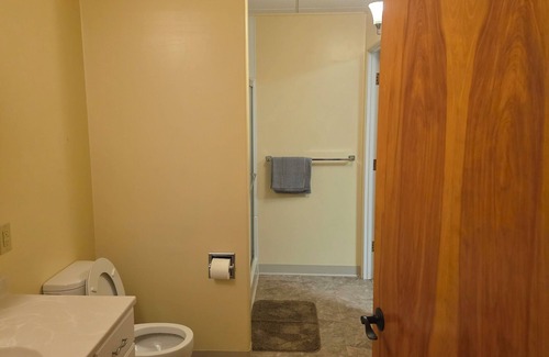 Circle Apartment | 3-bedroom with AC.