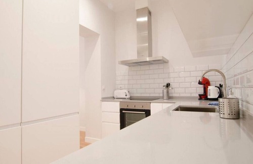 Embajadores Apartment | 3 bedrooms 2 bathrooms furnished - Anton Martin - comfy in downtown area