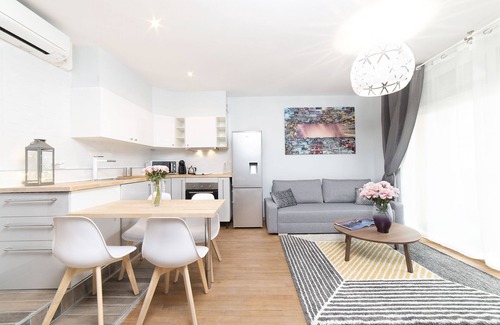 Villejuif Apartment | 3 bedrooms - 3 bathrooms - air conditioning - parking - quiet location