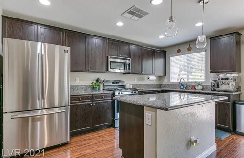 Las Vegas House | 3 beds 2.5 Baths - 18 miles from Downtown Nevada