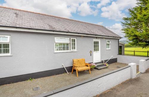Pentraeth House | 3 Black Horse Cottages
