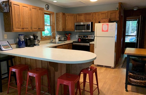 West Dover House | 3 BR/2 BA Home - 1 Mile From Mt Snow!