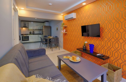 Kaleici Apartment | 3-BR Cozy Flat Near Kaleici/Central of Antalya,Free Wifi for Families or Friends