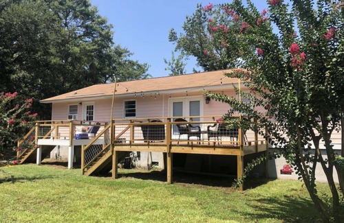 Mount Pleasant House | 3 BR House with fenced in yard 5 miles to beach Pet Friendly