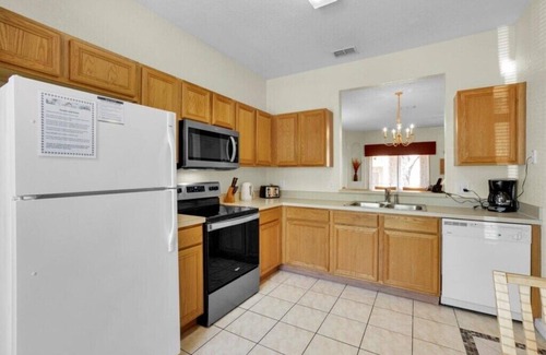 Regal Palms House | 3 BR Townhome-Regal Palms-Close to Pool