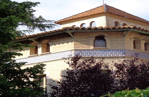 Santa Maria de Palautordera Villa | /3 families. 360º virtual tour: