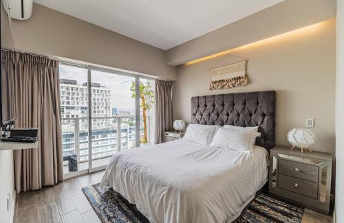 Hipodromo Condesa Apartment | 3-Floor Penthouse Private Roof Garden High Speed Wi-Fi 500MB Air-Conditioning Pool & Gym