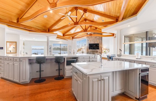 Mid America House | 3-home lakefront retreat with outdoor pool, fireplaces, grills, patios, & views