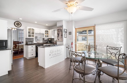 Atlantic City House | 3 House from the Beach.Ocean Views from EVERY ROOM!
