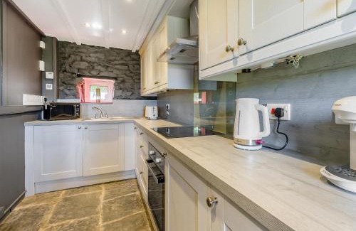 Ysbyty Ystwyth House | 3 Legged Duck Cottage