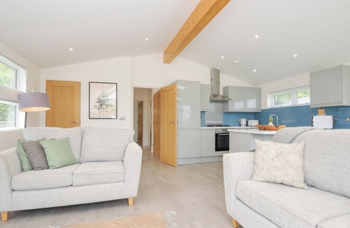 Dobwalls Cottage | 3 MEADOW RETREAT, pet friendly, country holiday cottage in Dobwalls