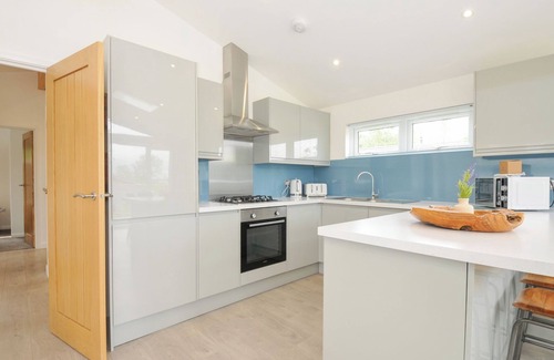 Dobwalls Cottage | 3 MEADOW RETREAT, pet friendly, country holiday cottage in Dobwalls