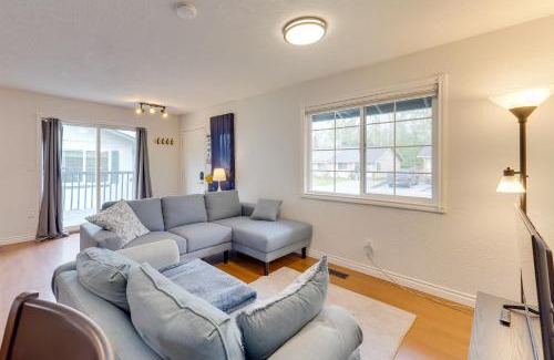 Abbott Loop House | 3 Mi to Alaska Zoo Family Home in Anchorage!