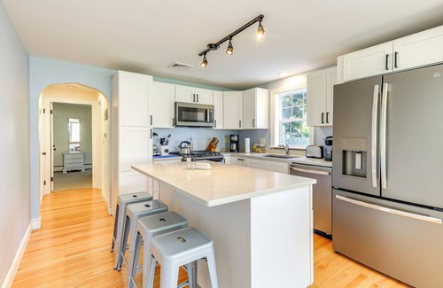 South Yarmouth House | 3 Mi to Beaches: South Yarmouth Gem w/Game Room