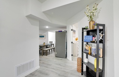 Galveston Condo | 3 Mi to Bolivar Beach: Quiet Condo w/Balcony