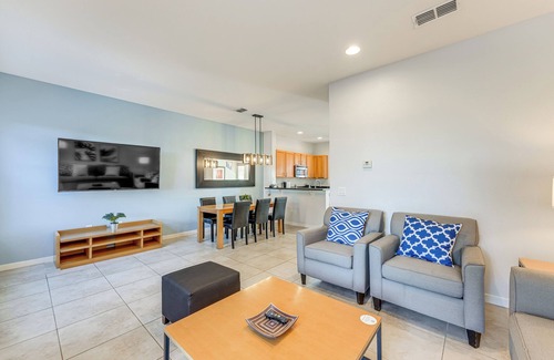 Kissimmee House | 3 Mi to Disney: Retreat w/Hot Tub & Resort Perks!