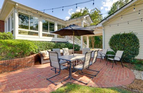Greer House | 3 Mi to Dtwn Greer Mountain-View Home!